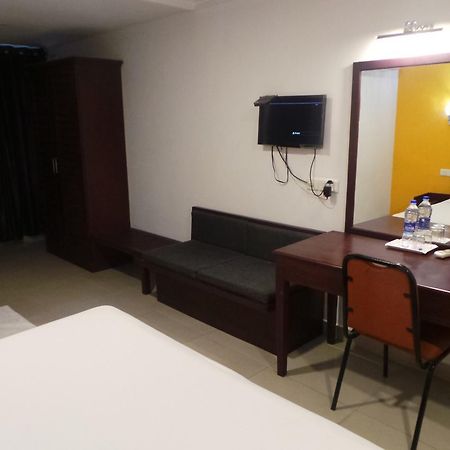 Hotel Wayanad Regency Kedavūr Eksteriør billede